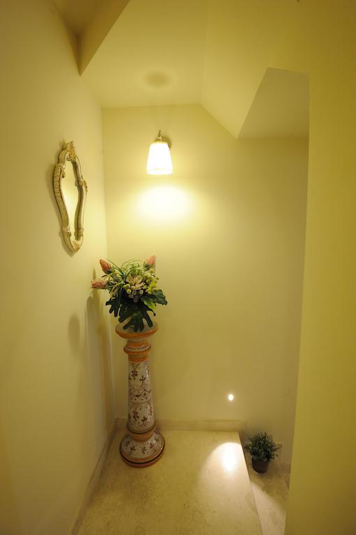 Il Piccolo Giglio Bed & Breakfast ปอร์โต ซันเตลปีดิโอ ภายนอก รูปภาพ