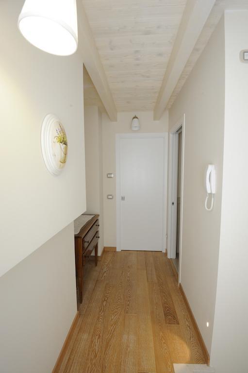 Il Piccolo Giglio Bed & Breakfast ปอร์โต ซันเตลปีดิโอ ห้อง รูปภาพ