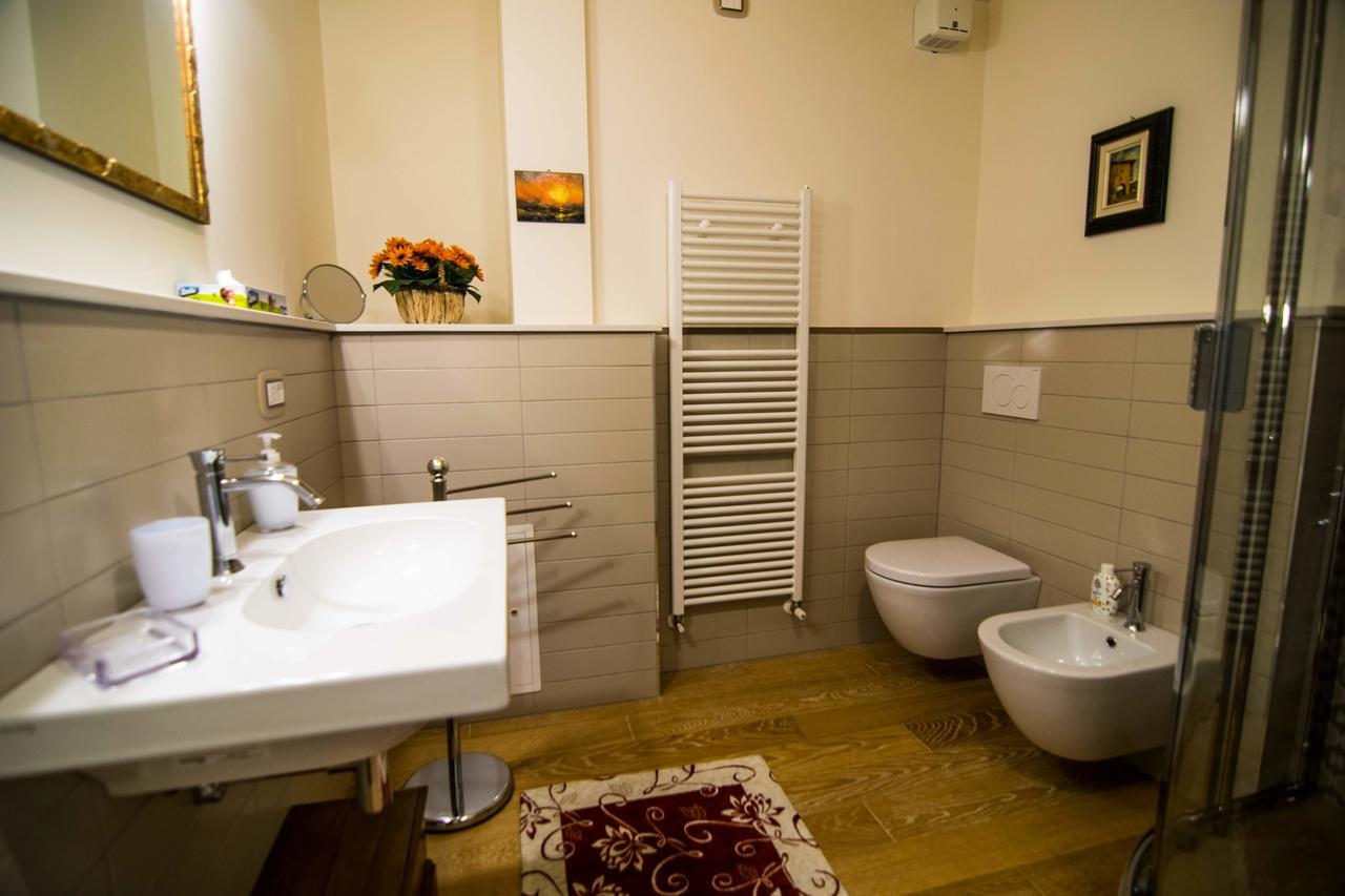 Il Piccolo Giglio Bed & Breakfast ปอร์โต ซันเตลปีดิโอ ภายนอก รูปภาพ